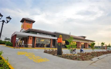 mcdonald's pontevia photos
